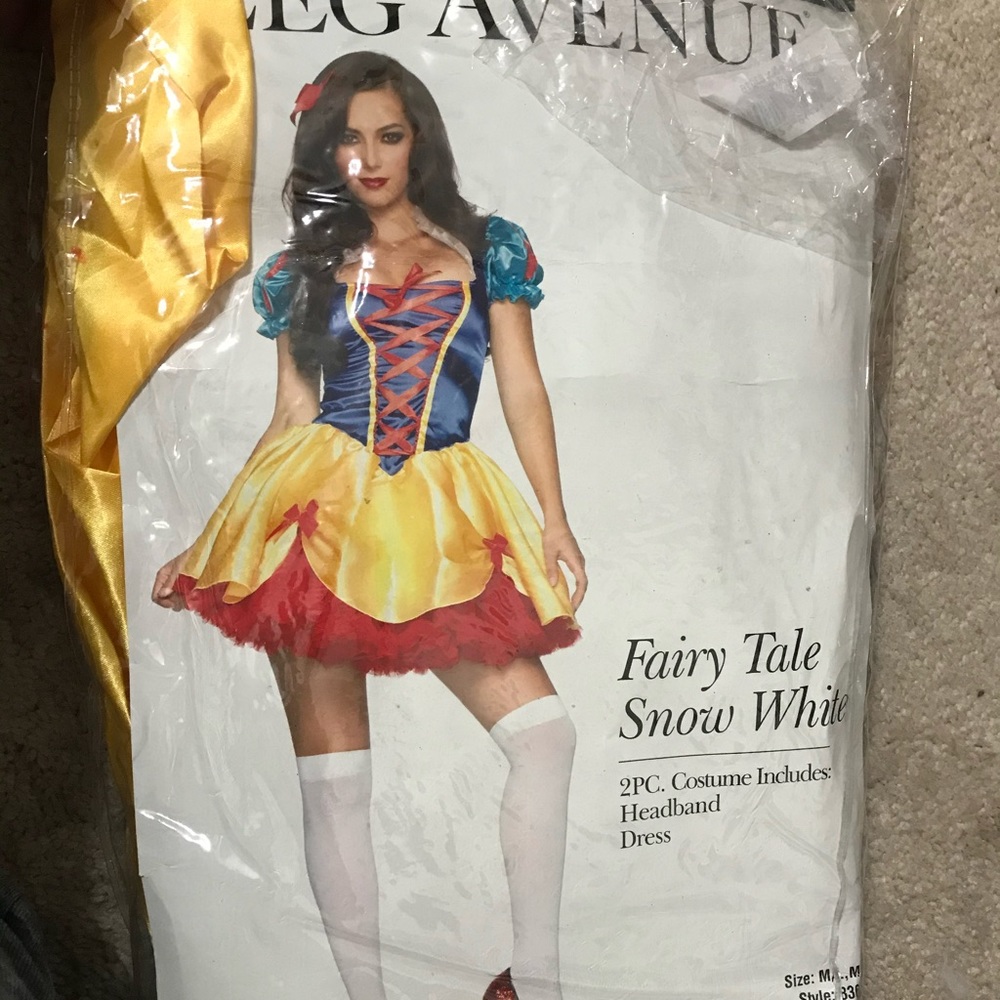 Snow White Costume